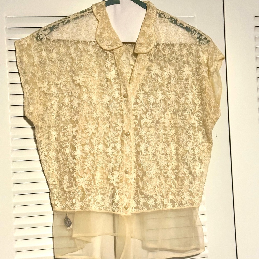 Vintage Lace Women's Blouse in Cream